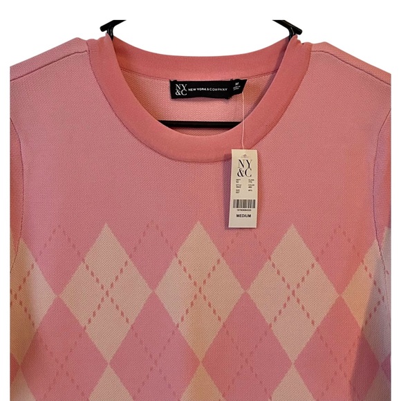 NWT NY & Co Argyle Short Sleeve Knit Sweater Dress Women’s SZ Medium in Pink - Picture 3 of 7